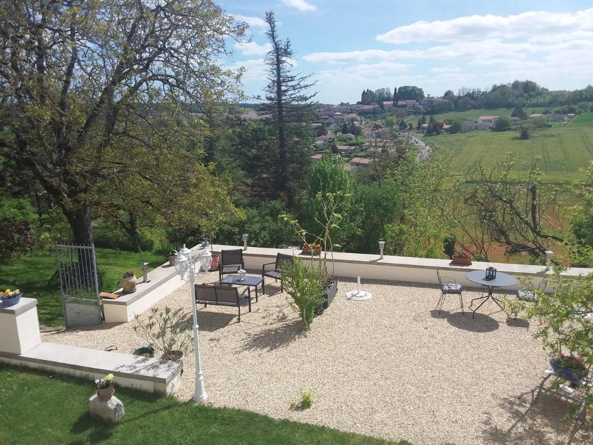 Montismaurelli Bed & Breakfast Montmoreau Exterior foto