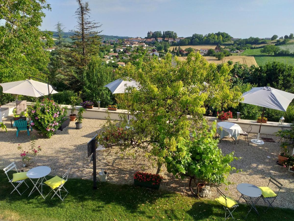 Montismaurelli Bed & Breakfast Montmoreau Exterior foto
